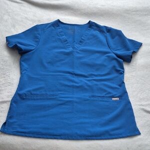Women's Blue Size Medium Figs V-Neck Scrub Top 3 Pockets